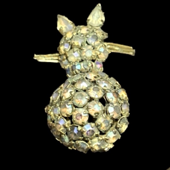 Vintage WARNER Aurora Borealis Rhinestone Cat Pin Brooch (imperfect)* - Picture 2 of 8